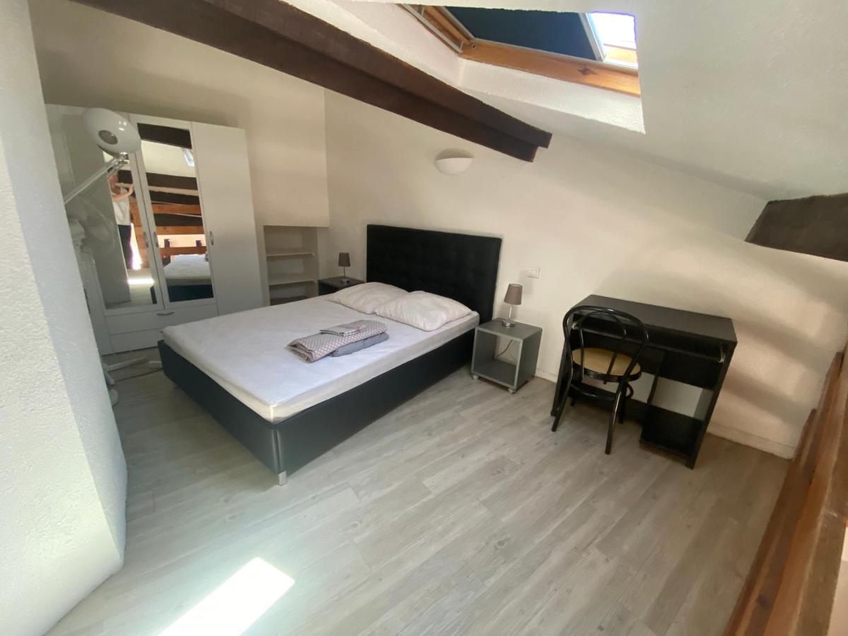 Le Cocon D'Avignon - T2 Duplex 40M2 - Centre Historique Intra Muros- Wifi Climatisation 外观 照片